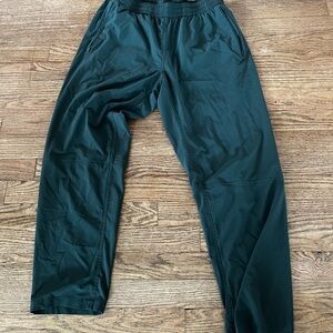 Outdoor Voices Green Zephyr Pants 26”